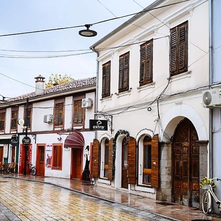 Mon Ami Boutique Hotel Shkodër エクステリア 写真
