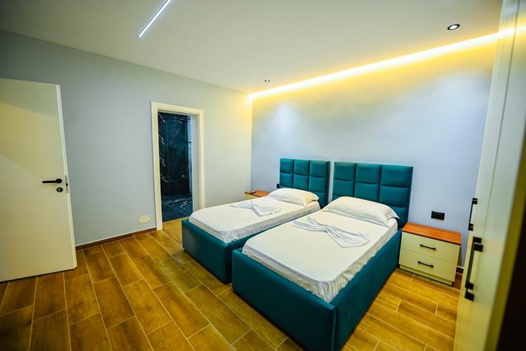 Mon Ami Boutique Hotel Shkodër エクステリア 写真