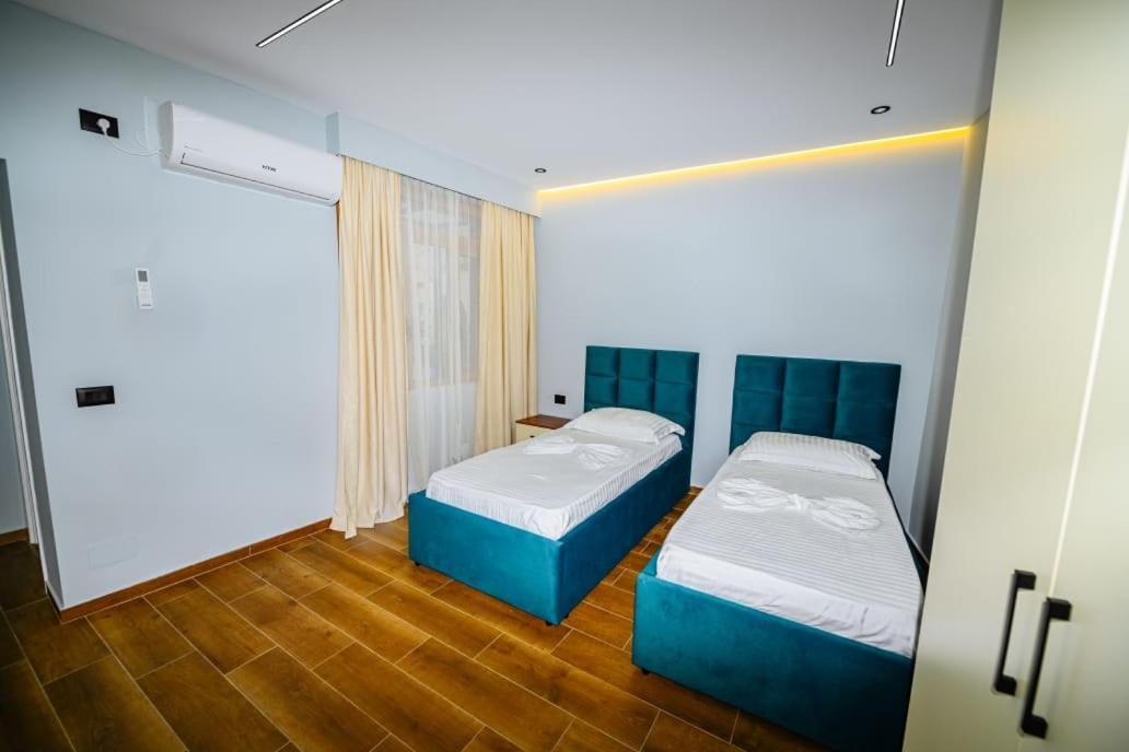 Mon Ami Boutique Hotel Shkodër エクステリア 写真